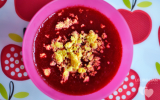 Krem z buraka i ziemniaka z żółtkiem