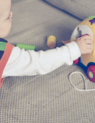 Przechowywanie zabawek: kosze na zabawki