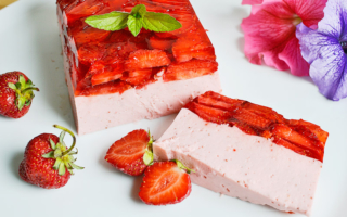 Jogurtowiec z truskawkami