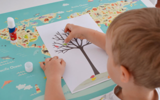 Jesienne drzewo – wycinanka dla dzieci do druku