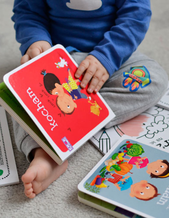 Krok po kroku – czytamy i malujemy z maluchem