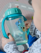 Zabawki z kartonu – potworek łakomczuch z pudełka