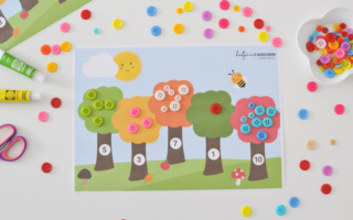 Jesienne drzewa – nauka cyfr poprzez zabawę