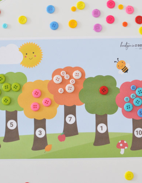 Jesienne drzewa – nauka cyfr poprzez zabawę