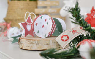 Bombki z papieru dla dzieci – jak zrobić bombki na choinkę?