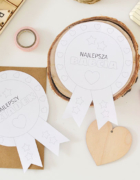 Kwiaty z papieru – pomysł na prezent dla babci DIY