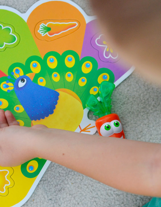 Carotina 50 gier z grającą marchewką, które uczą i bawią