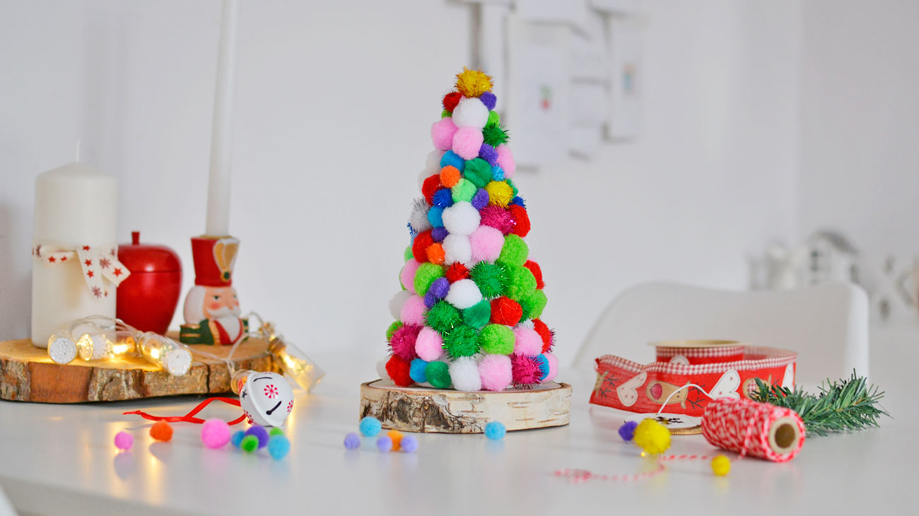 Sure government Candles Choinka z pomponów DIY - świąteczne ozdoby dla dzieci