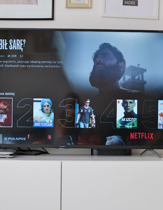 Najlepsze seriale na Netflixie – 20 wciągających seriali