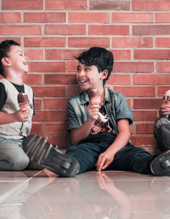 Gdzie kupić modne ubranka dla chłopca?