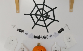 Jak zrobić pajęczynę z papieru?