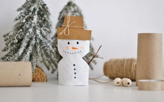 Bałwanek z rolki papieru