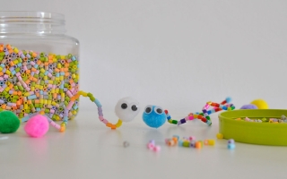 Robaczki – Zabawa z koralikami do prasowania