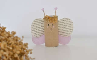 Motyl z rolki papieru