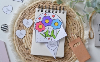 Bukiet kwiatów – kolorowanka do druku