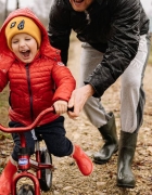 Pomruki – kartonowe książki dla dzieci z okienkami