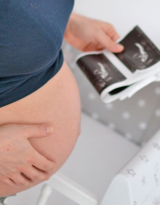 Czy warto mieć prywatne ubezpieczenie w ciąży?