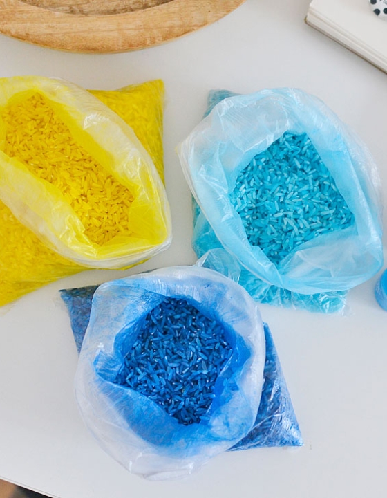 Jak zrobić kolorowy ryż do zabawy?