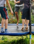 Koce na jesienne wieczory – jak stworzyć przytulny klimat w domu?