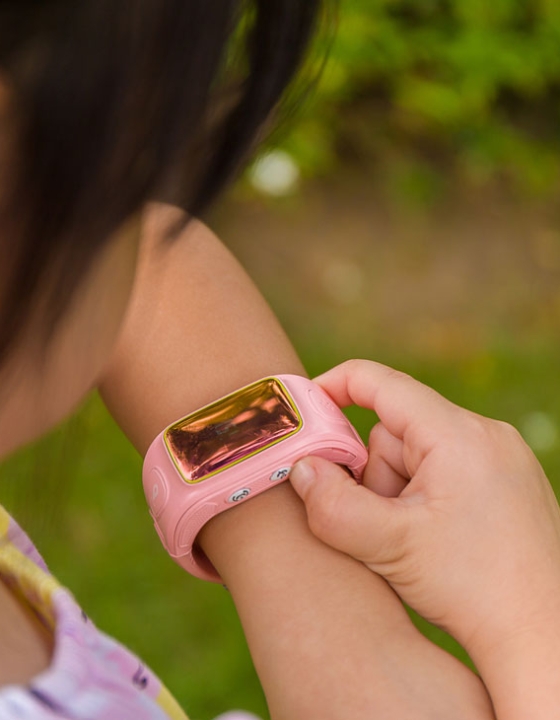 Ferie zimowe a bezpieczeństwo dziecka – czy smartwatch z GPS to dobry wybór?