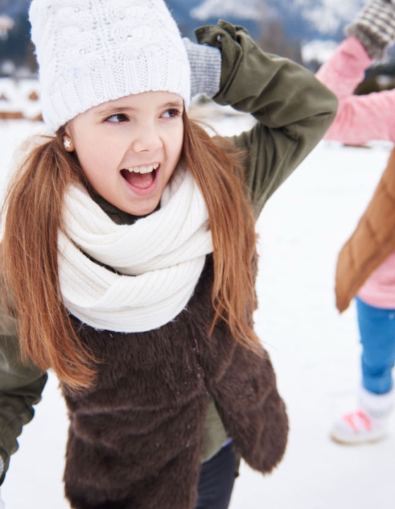 Najlepsze zimowe atrakcje dla dzieci w Polsce z łatwym dojazdem koleją